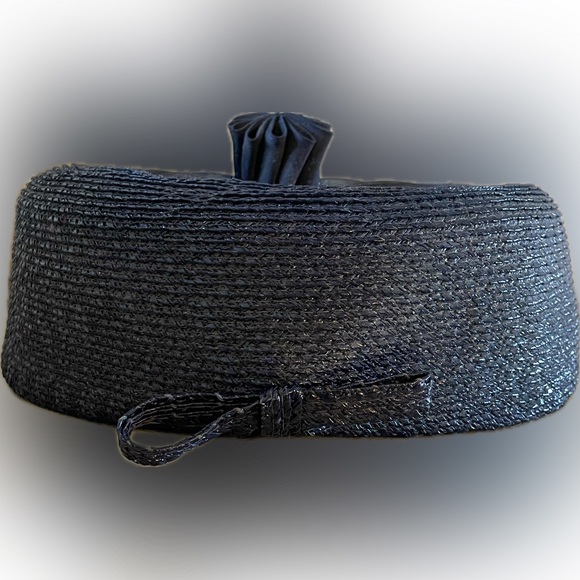 MR. RICKIE ORIGINAL Vintage Navy Blue Woven Straw Satin Pillbox Hat - Picture 3 of 5